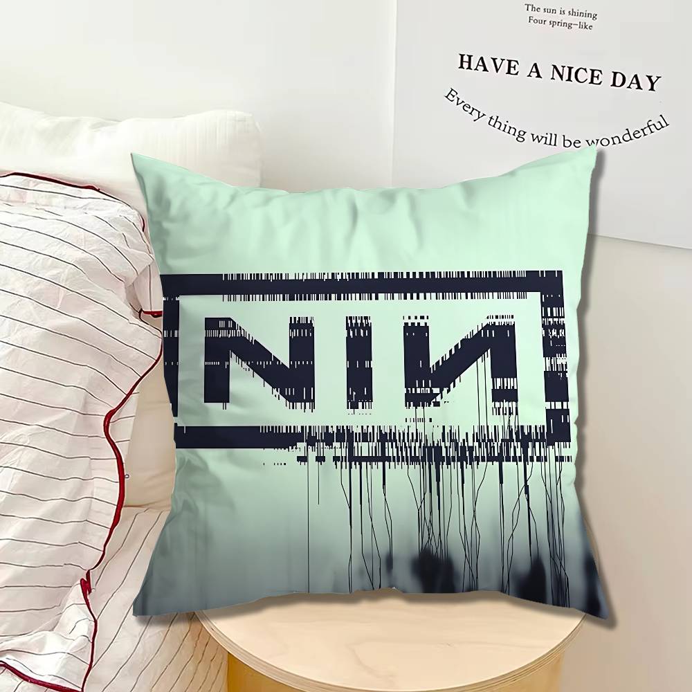 N-Nine Inch Nails The Fragile  – Home.Textiles Cushion Bewertung und Preis